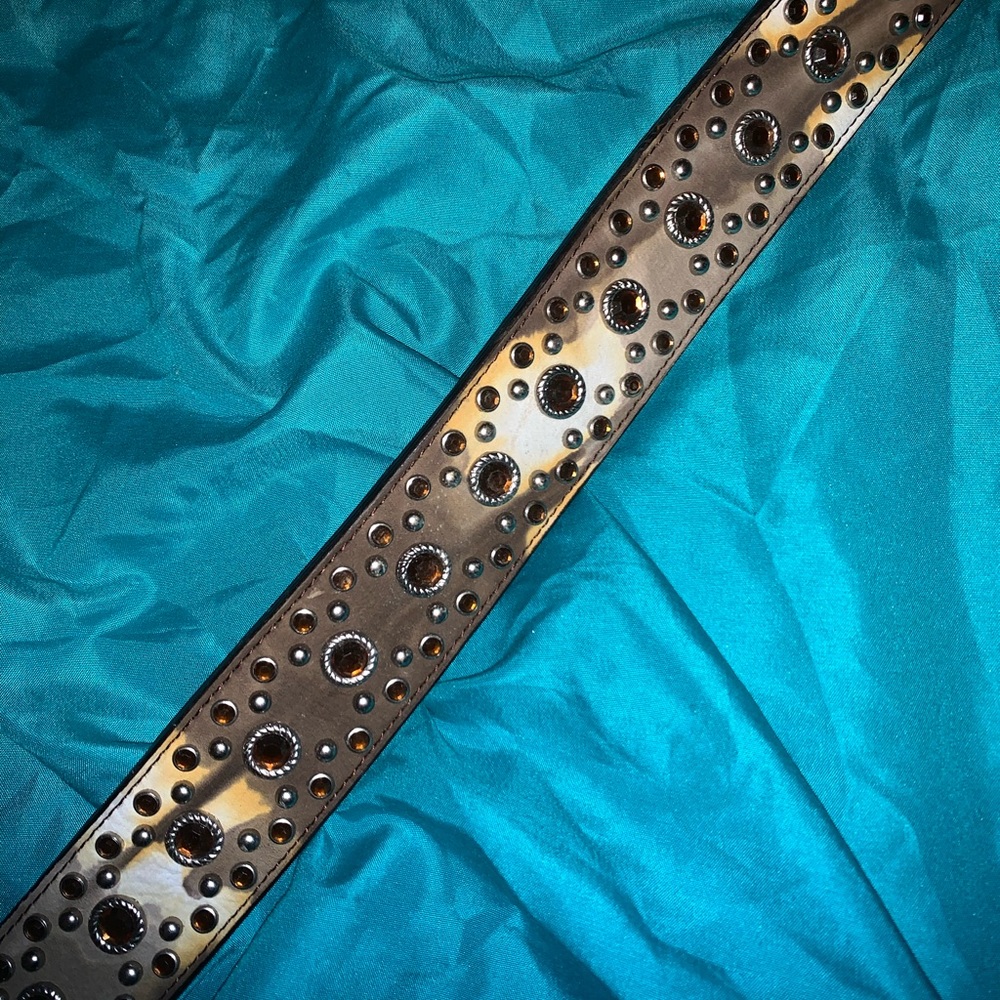 Angel Ranch Camo Rhinestone Leather Belt - Picture 2 of 8